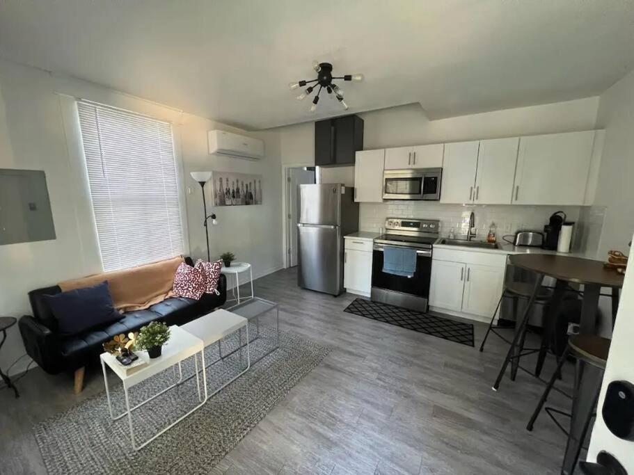 Cozy Studio Bungalow Steps To Armature Works Tampa Esterno foto